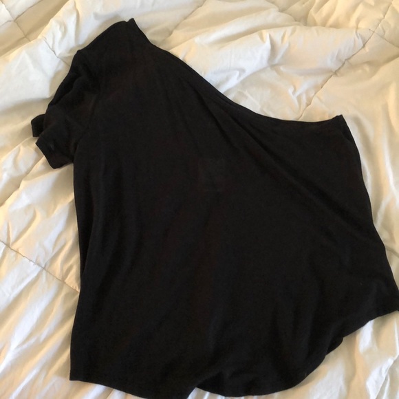 Urban Outfitters Tops - Urban outfitters one shoulder top